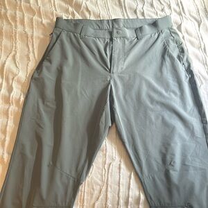 EUC Fabletics Golf Pants